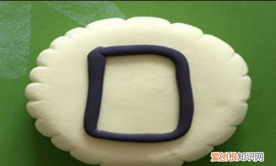 如何用彩泥做月饼，彩泥月饼 制作方法