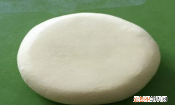 如何用彩泥做月饼，彩泥月饼 制作方法