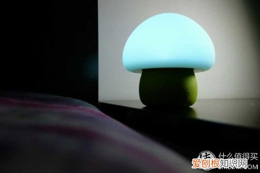 emoi智能音响灯app