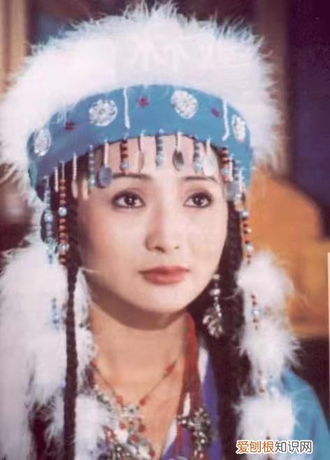 毛毛球怎么做手工