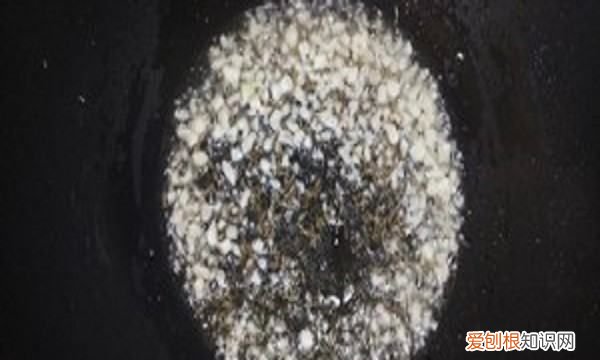 香菜炒鸡心的做法，鸡心怎么炒才又嫩又好吃