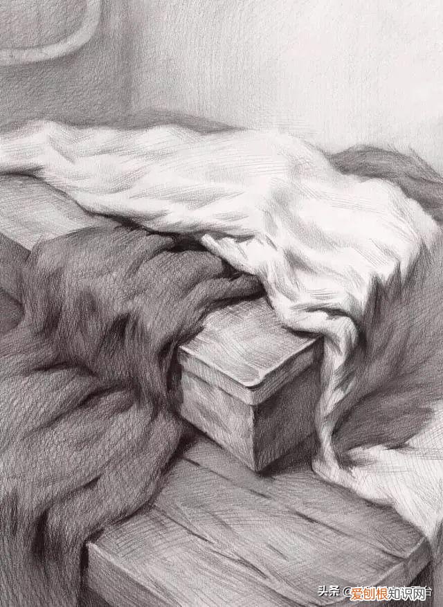 素描衬布的画法