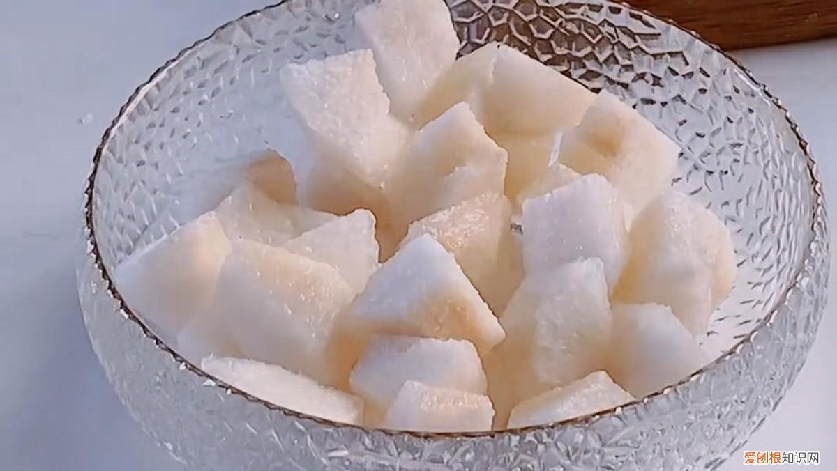 百合银耳莲子汤