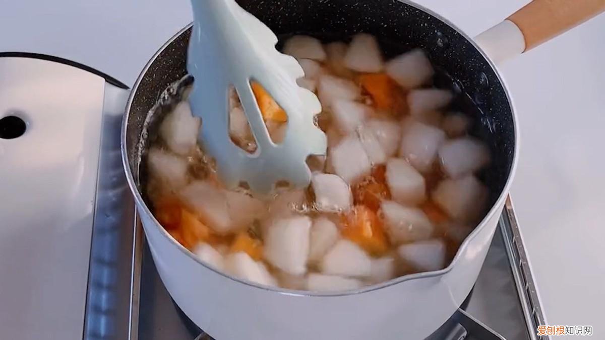 百合银耳莲子汤