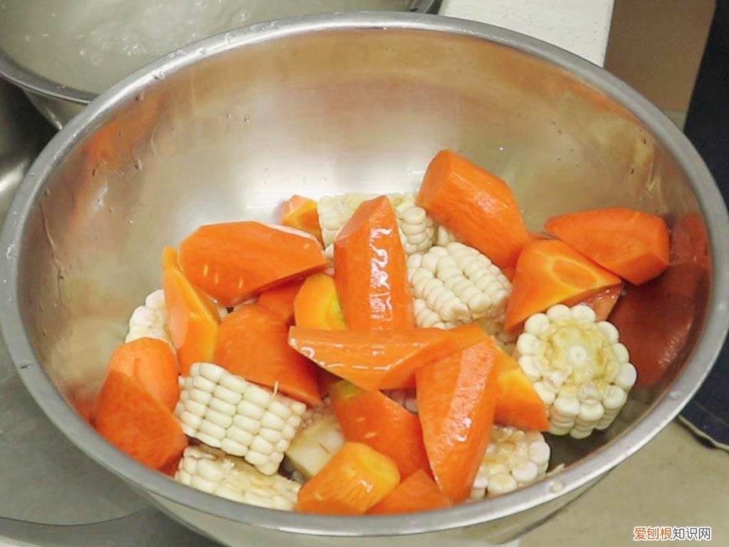 百合银耳莲子汤的功效与作用