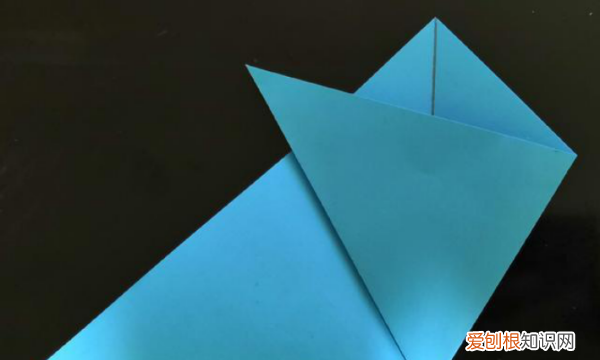 剪纸雪花步骤图片，手工雪花是怎么剪的