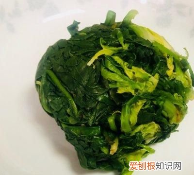 荠菜鱼丸怎么烧汤好吃 荠菜鱼丸汤的做法大全