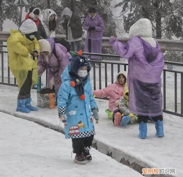 峨眉山金顶大酒店悦霞楼