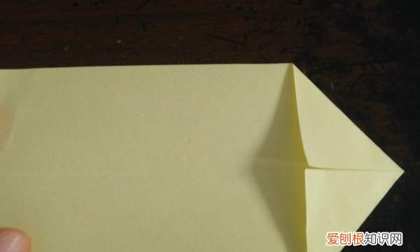 纸刀怎么做,手工折纸—如何用纸来折小刀