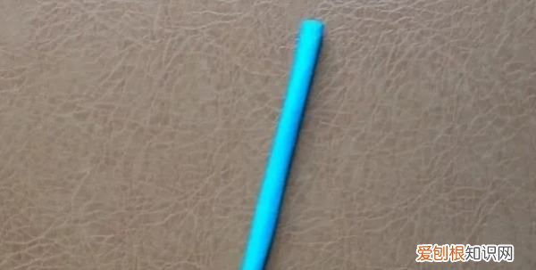 纸刀怎么做，手工折纸—如何用纸来折小刀