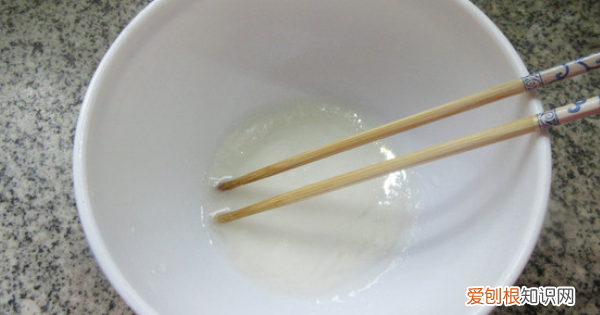 白凉粉怎么做果冻，白凉粉果冻怎么做的简单做法