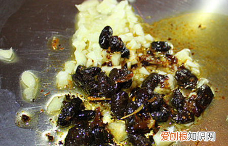 豆萁鱼油麦菜的做法，豆豉鲮鱼油麦菜的做法步骤视频