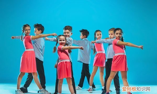中国舞男孩练合适,为什么不建议男孩子学中国舞蹈
