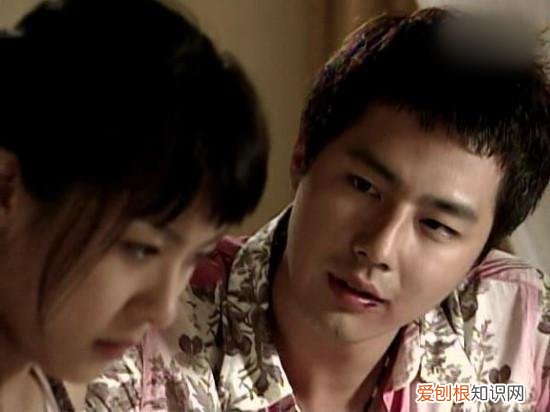 穿透屋顶的high kick结局