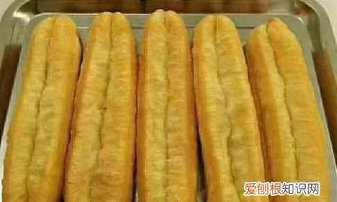 金黄酥脆空心大油条的正规配方,广式香酥大空心油条配方及做法