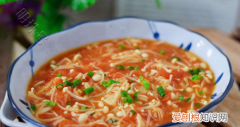 番茄金针菇豆腐的做法，番茄金针菇豆腐汤的做法大全家常窍门
