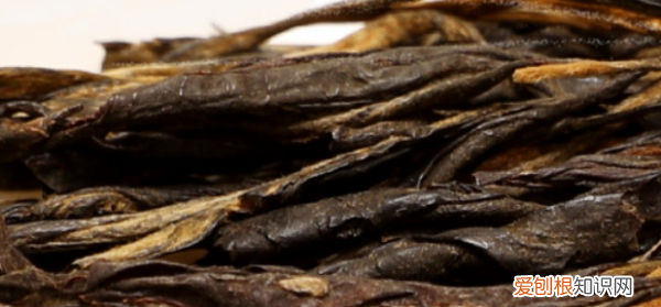 正山小种与金骏眉哪个好，金骏眉与正山小种有什么区别