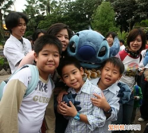 billkin爸爸是中国人吗