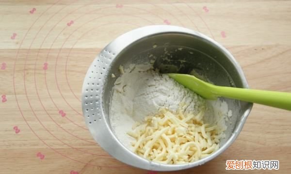 芝士煎饼的做法,芝士饼的做法视频