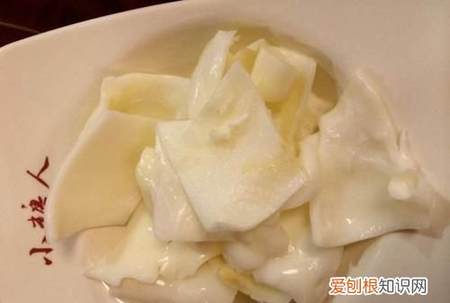 黄喉胆固醇高吗,吃毛肚黄喉的好处和坏处