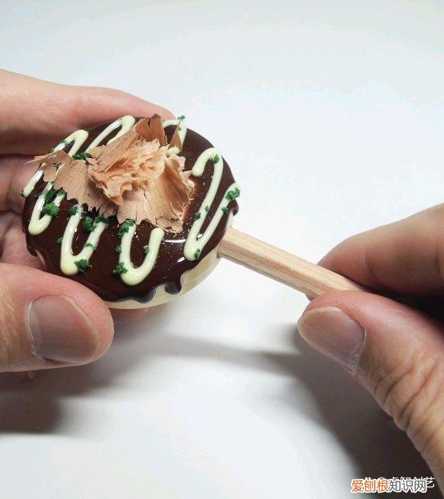 忍饥挨饿削铅笔—日本推出超疗愈「大阪烧削铅笔机」