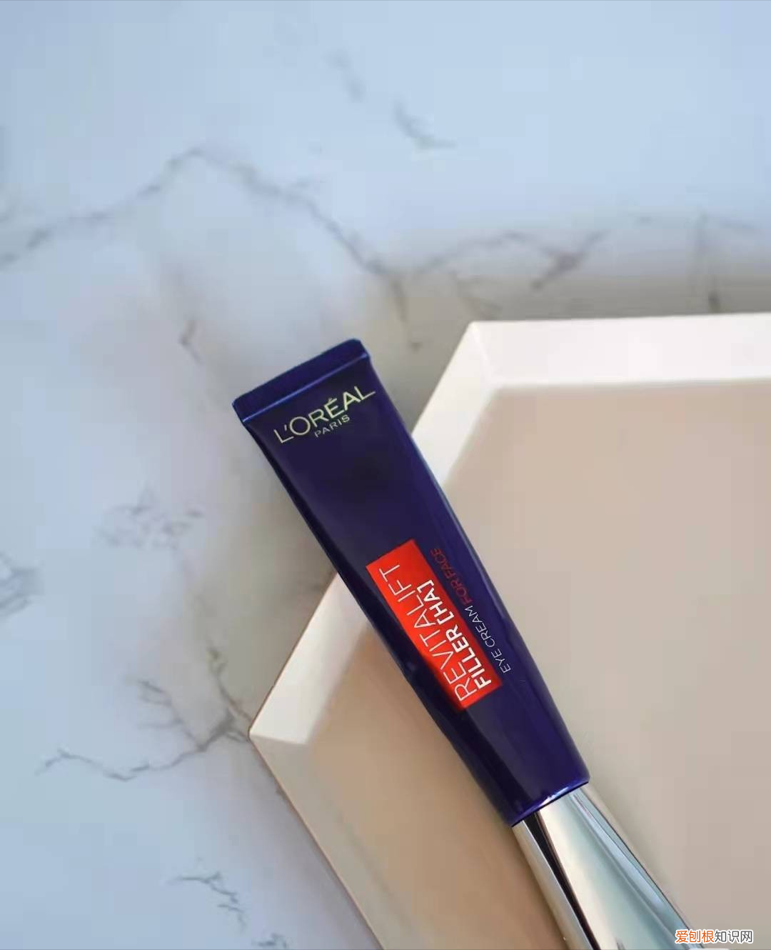 打工人必备的4款“抗老眼霜”，紧致淡纹、改善黑眼圈（增强眼周耐受力)