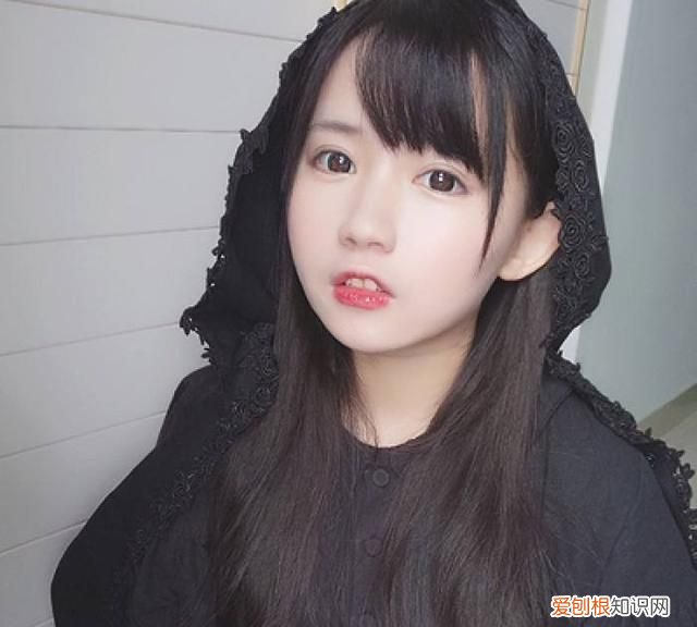 女生知道晚安的含义还跟我说晚安