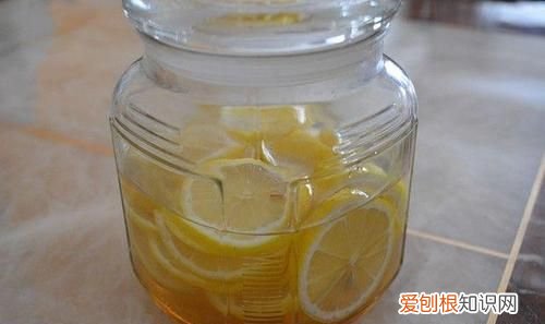 怎么样泡柠檬水不苦,为什么奶茶店的柠檬水不会苦