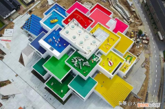 LEGO House屋顶游乐场设计：故事是创造力的核心