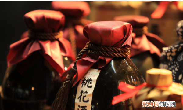 52度白酒放了0年还能喝，52度的白酒在常温下放了0年能喝吗