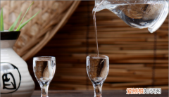 52度白酒放了0年还能喝，52度的白酒在常温下放了0年能喝吗