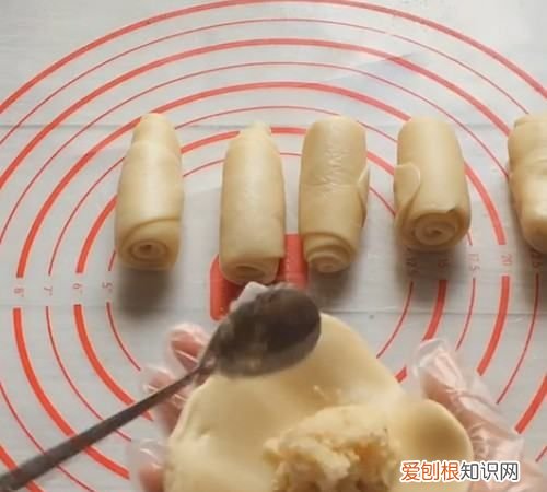 怎么快速做糖饼,家庭版简易糖饼的做法