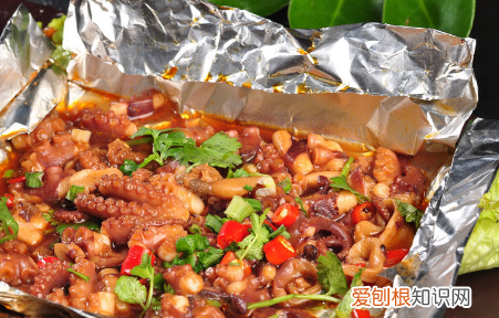 油纸和锡纸作用一样，空气炸锅用的锡纸和油纸有什么区别