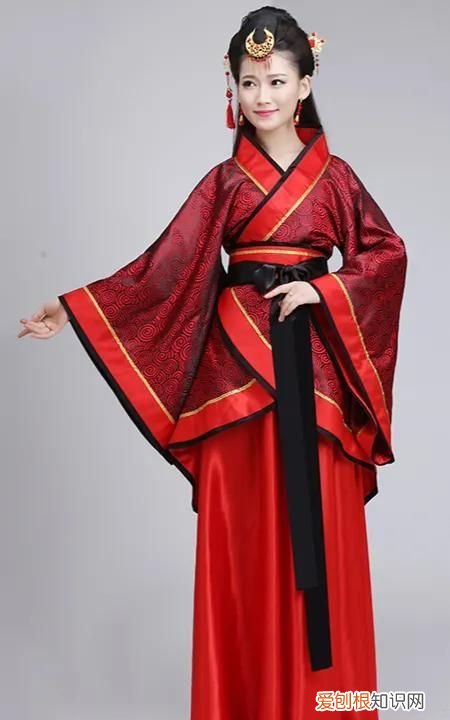 十二星座专属狮子座古风衣服,十二星座最喜欢穿什么颜色的汉服