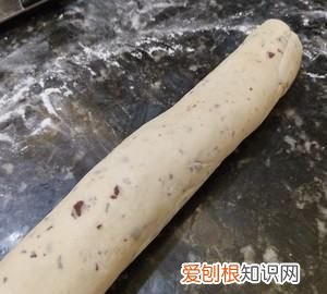 简单的枣馒头的具体做法,红枣葡萄干馒头的做法窍门