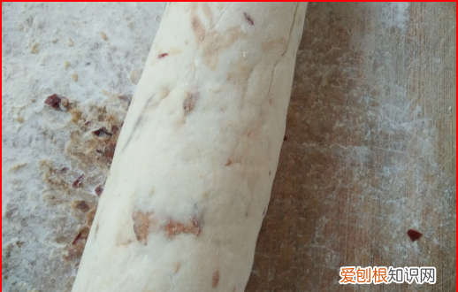 简单的枣馒头的具体做法,红枣葡萄干馒头的做法窍门