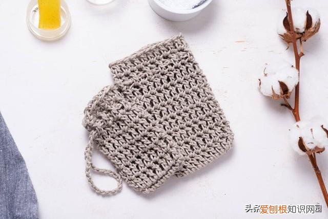 又搜到了毛线钩针编织包包