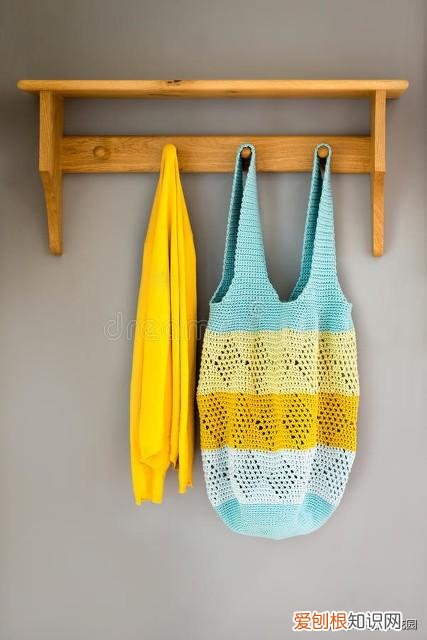 又搜到了毛线钩针编织包包