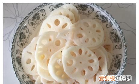 炒莲藕要不要焯水，莲藕炒肉要不要焯水