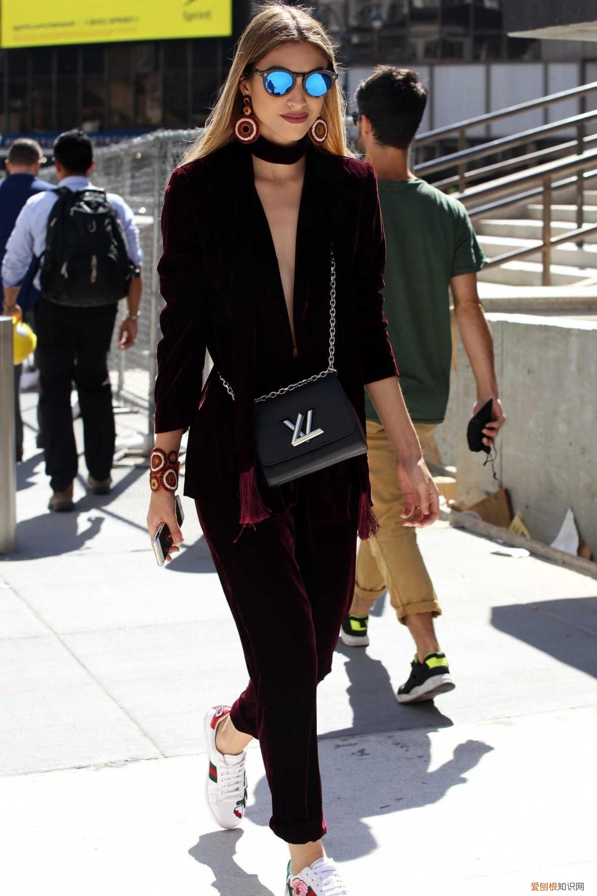 高帮板鞋搭配什么裤子好