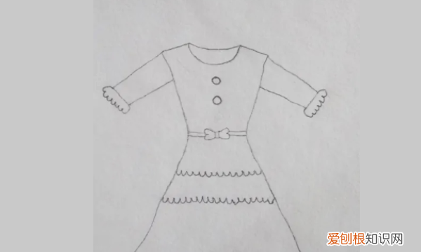 裙子怎么画简笔画,短裙怎么画简笔画图片大全