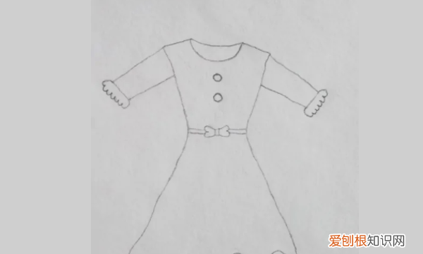 裙子怎么画简笔画，短裙怎么画简笔画图片大全