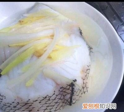 一小块鳕鱼蒸几分钟