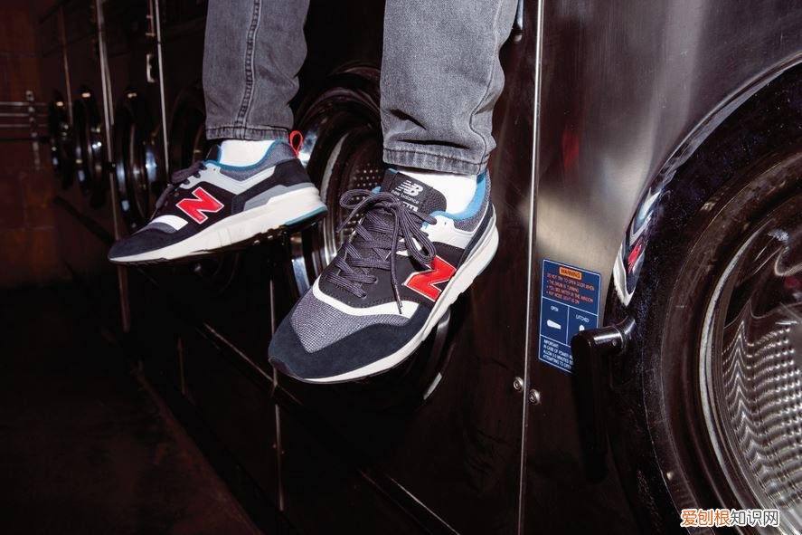 新百伦574正品与莆田的对比