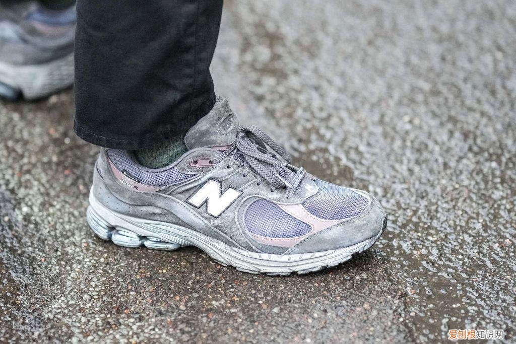 新百伦574正品与莆田的对比