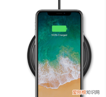 苹果手机黑屏且不能开机怎么办，苹果手机黑屏了但是有声音怎么办