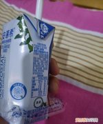 安慕希过期一月能喝吗