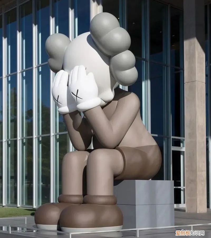 kaws是什么牌子怎么读