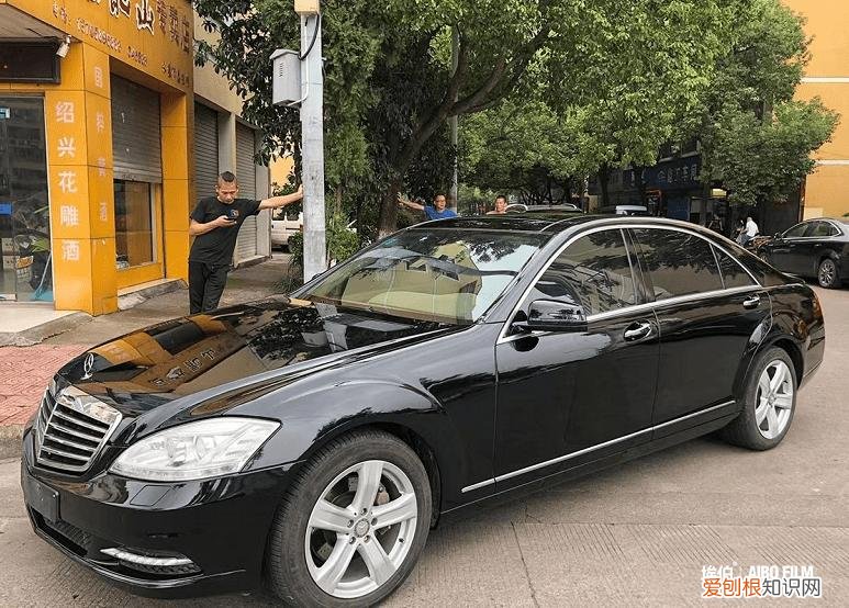 埃伯改色膜PET水晶钢琴黑-奔驰，极其强烈的质感