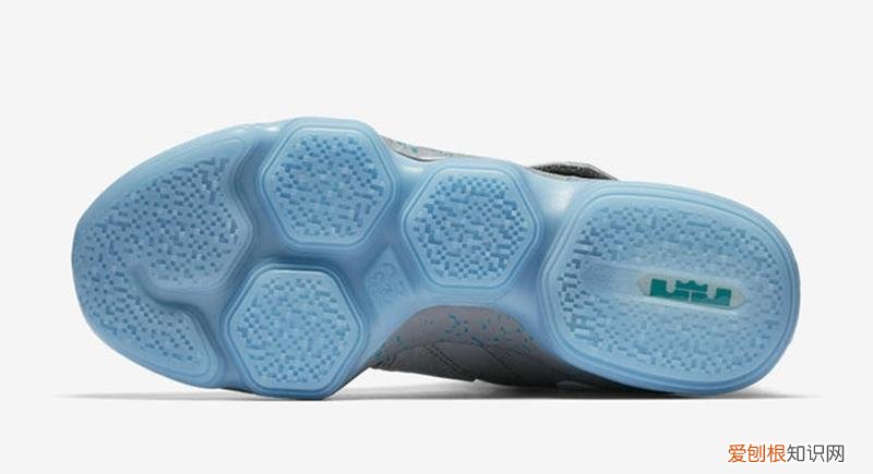 Air Mag 太贵?这3双Mag配色球鞋可以考虑